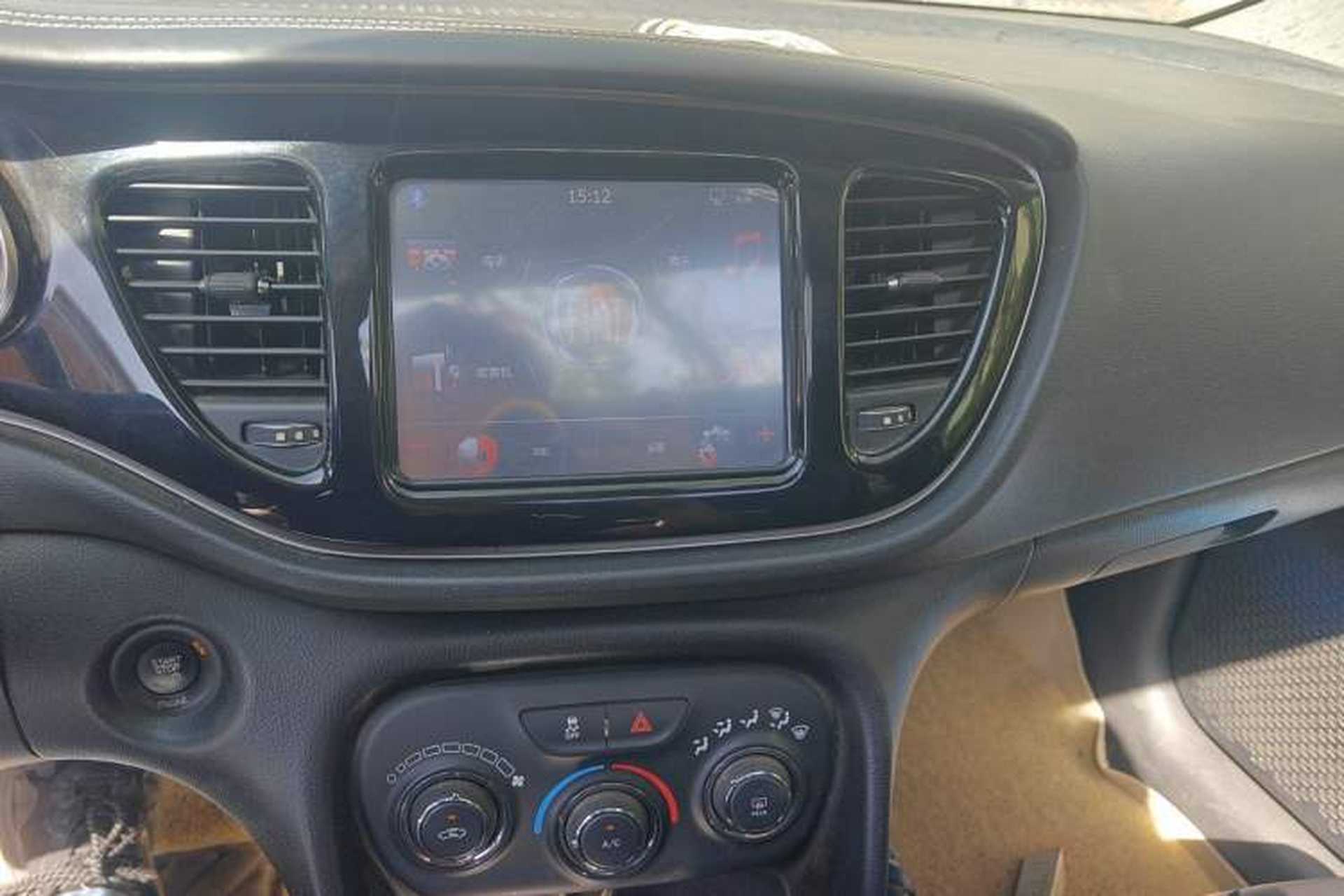 Used Fiat Ottimo 2014 1.4T Automatic Comfort Edition Audio And AC Panel
