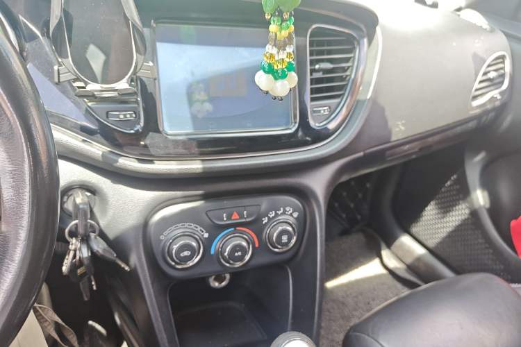 Used Fiat Ottimo 2014 1.4T Manual Comfort Edition Audio And AC Panel
