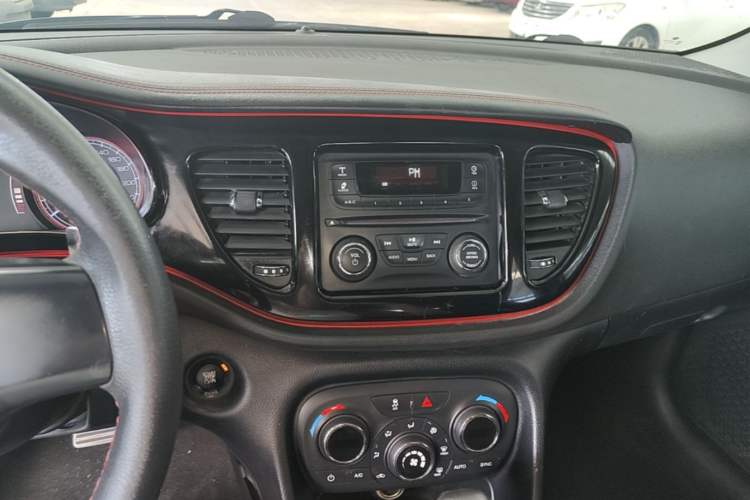 Used Fiat Ottimo 2014 1.4T Automatic Sport Edition Audio And AC Panel