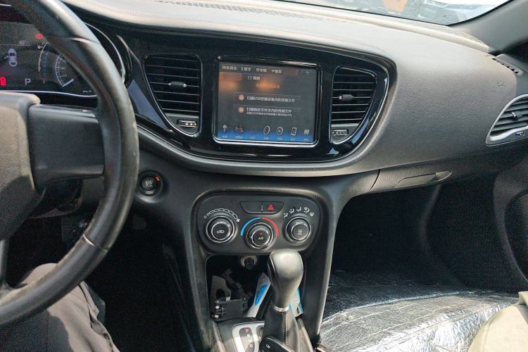 Used Fiat Ottimo 2014 1.4T Automatic Comfort Edition Audio And AC Panel