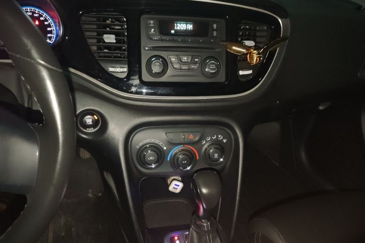 Used Fiat Ottimo 2014 1.4T Automatic Comfort Edition Audio And AC Panel