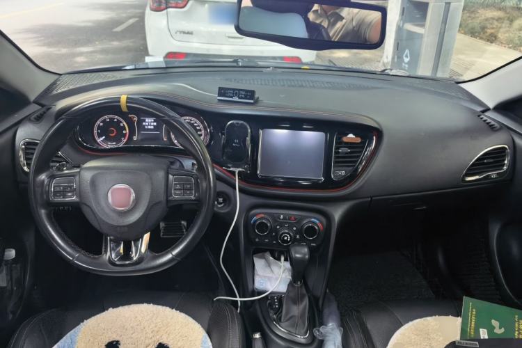 Used Fiat Ottimo 2014 1.4T Automatic Luxury Sport Edition Center Console