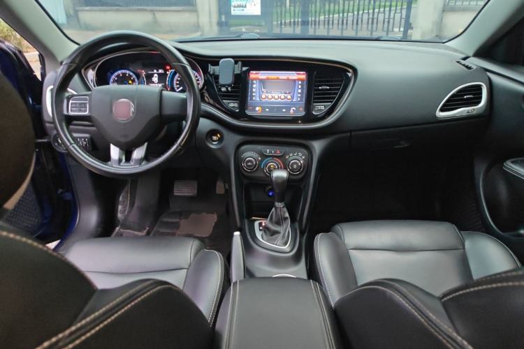 Used Fiat Ottimo 2014 1.4T Automatic Comfort Edition Center Console