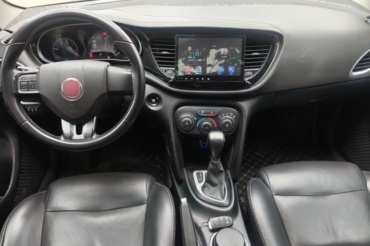 Used Fiat Ottimo 2014 1.4T Automatic Comfort Edition Center Console