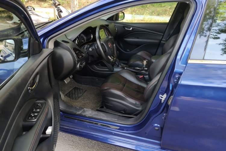 Used Fiat Ottimo 2014 1.4T Automatic Sport Edition Driver Seat