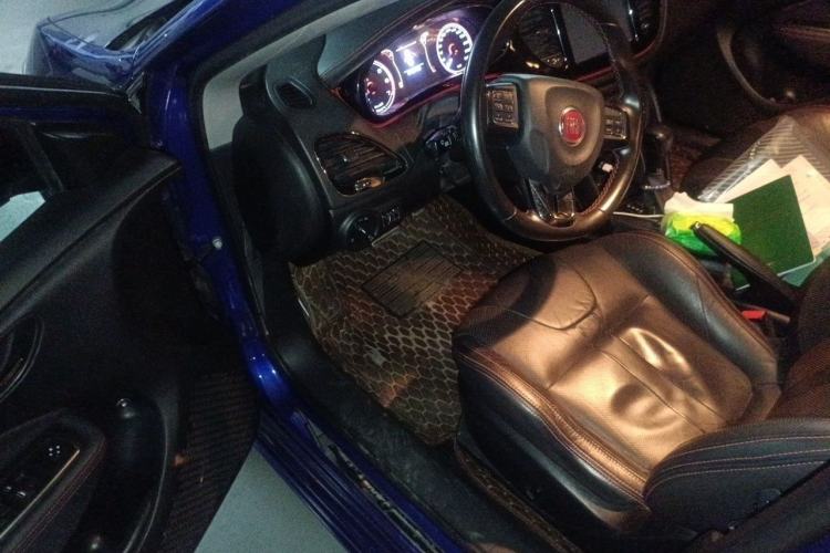 Used Fiat Ottimo 2014 1.4T Automatic Luxury Sport Edition Driver Seat