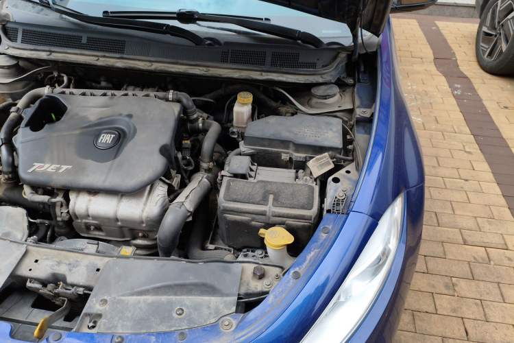 Used Fiat Ottimo 2014 1.4T Automatic Sport Edition Engine Bay Left