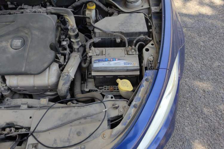 Used Fiat Ottimo 2014 1.4T Automatic Fashion Edition Engine Bay Left