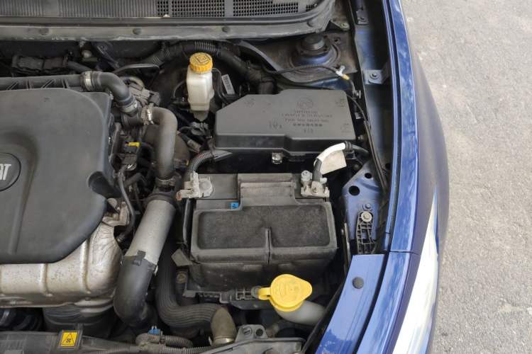 Used Fiat Ottimo 2014 1.4T Automatic Sport Edition Engine Bay Left