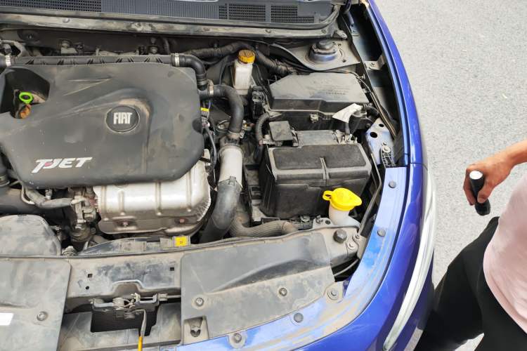 Used Fiat Ottimo 2014 1.4T Automatic Sport Edition Engine Bay Left