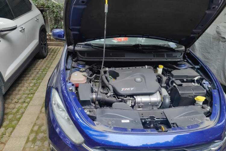 Used Fiat Ottimo 2014 1.4T Automatic Fashion Edition Engine Bay Right