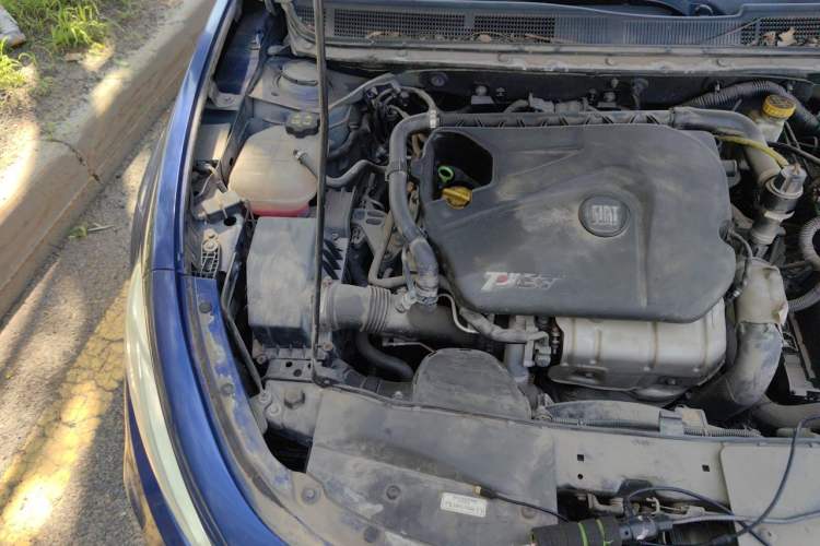 Used Fiat Ottimo 2014 1.4T Automatic Fashion Edition Engine Bay Right