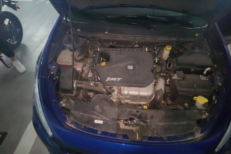 Used Fiat Ottimo 2014 1.4T Automatic Sport Edition Engine Bay Right
