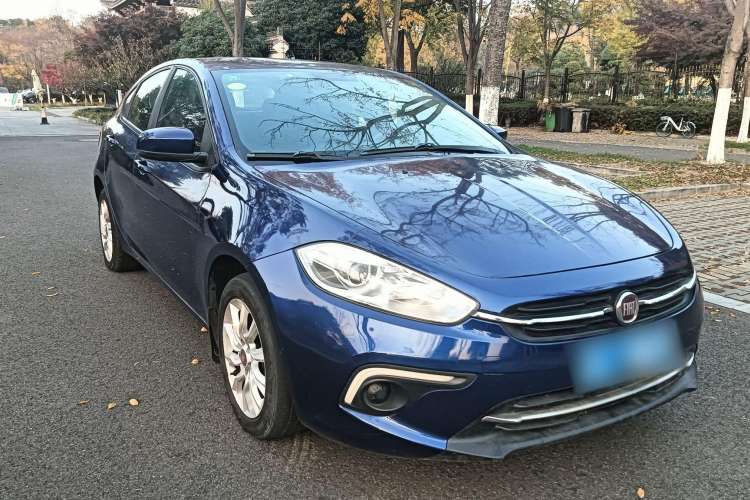 Used Fiat Ottimo 2014 1.4T Automatic Fashion Edition Front Right 45 Deg