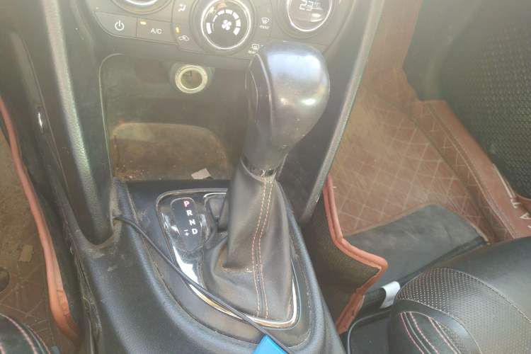 Used Fiat Ottimo 2014 1.4T Automatic Sport Edition Gear Lever