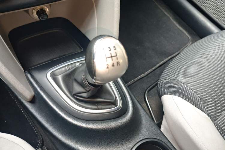 Used Fiat Ottimo 2014 1.4T Manual Fashion Edition Gear Lever