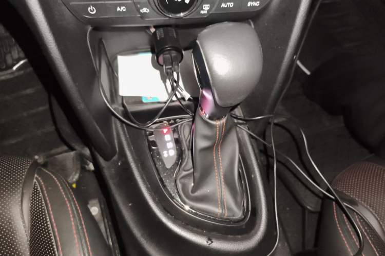 Used Fiat Ottimo 2014 1.4T Automatic Sport Edition Gear Lever