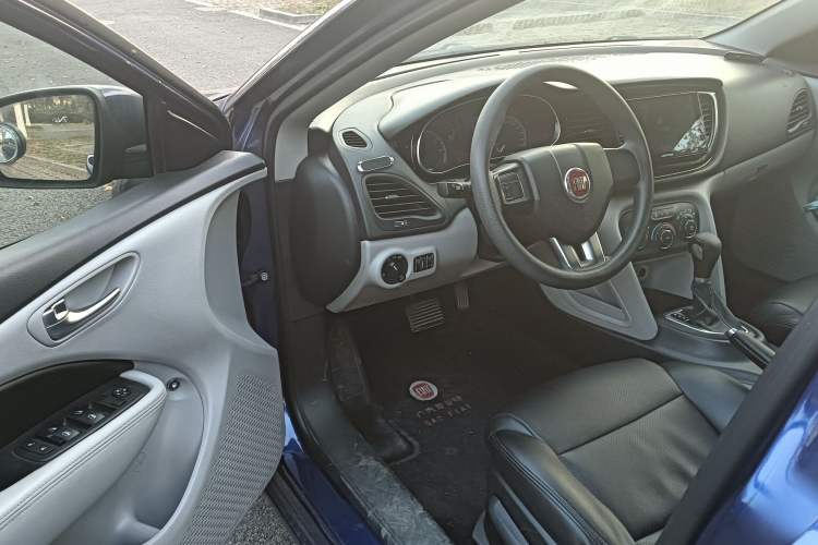 Used Fiat Ottimo 2014 1.4T Automatic Fashion Edition Headliner