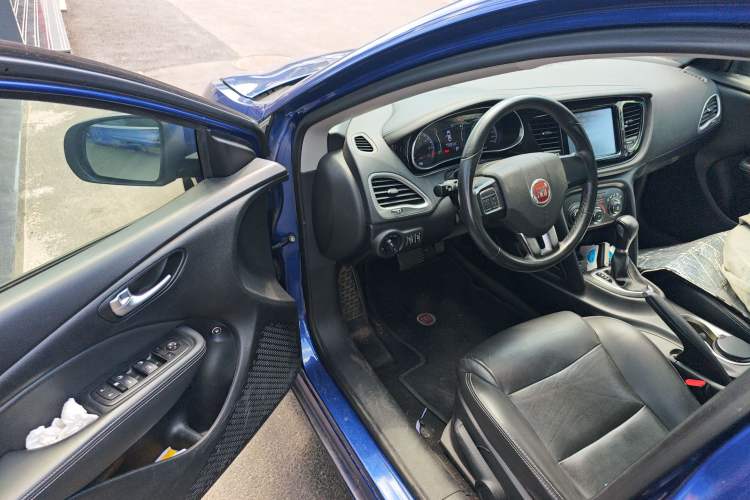 Used Fiat Ottimo 2014 1.4T Automatic Comfort Edition Interior 3