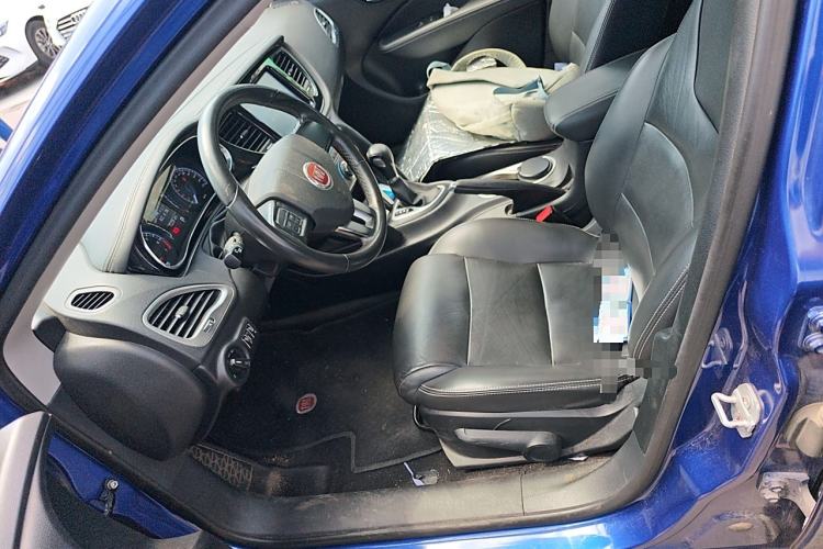 Used Fiat Ottimo 2014 1.4T Automatic Comfort Edition Left Front Seat