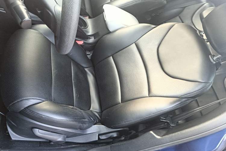 Used Fiat Ottimo 2014 1.4T Automatic Fashion Edition Left Front Seat