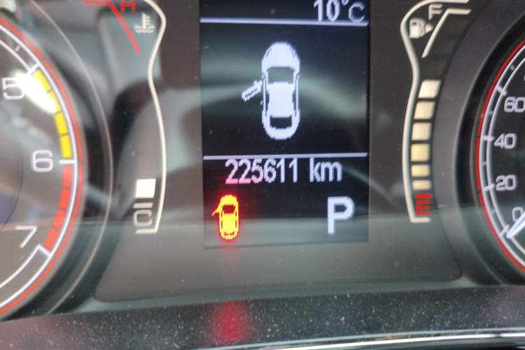 Used Fiat Ottimo 2014 1.4T Automatic Sport Edition Odometer Close Up