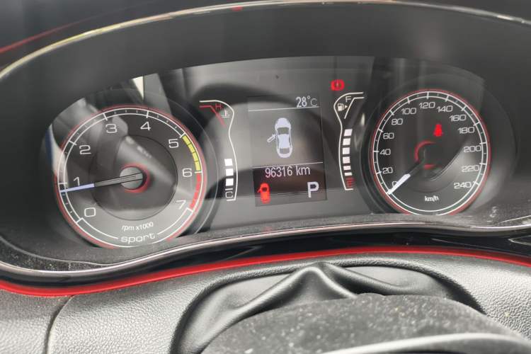 Used Fiat Ottimo 2014 1.4T Automatic Sport Edition Odometer Close Up