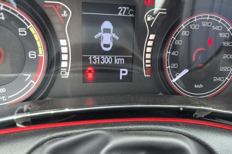 Used Fiat Ottimo 2014 1.4T Automatic Sport Edition Odometer Close Up