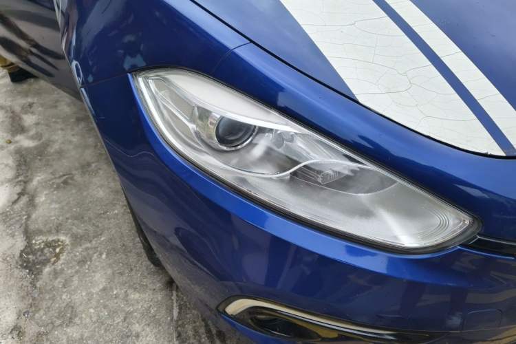 Used Fiat Ottimo 2014 1.4T Automatic Sport Edition Right Front Headlight