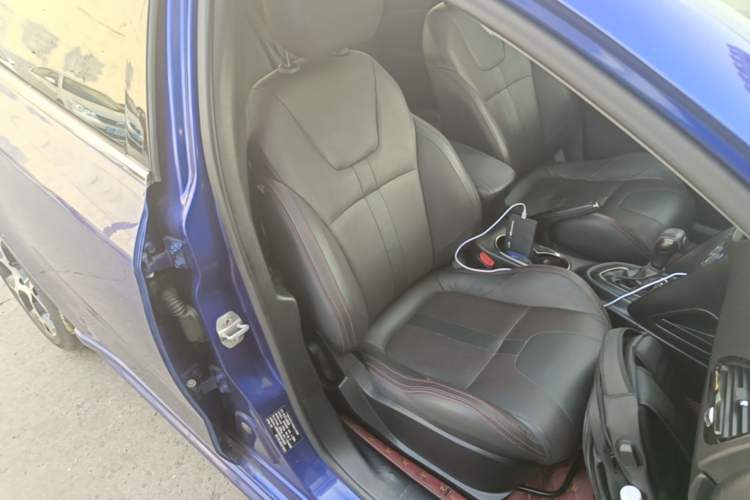 Used Fiat Ottimo 2014 1.4T Automatic Sport Edition Right Front Seat