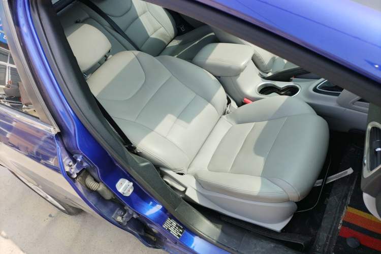 Used Fiat Ottimo 2014 1.4T Automatic Comfort Edition Right Front Seat