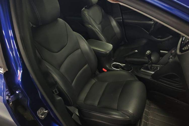 Used Fiat Ottimo 2014 1.4T Manual Comfort Edition Right Front Seat