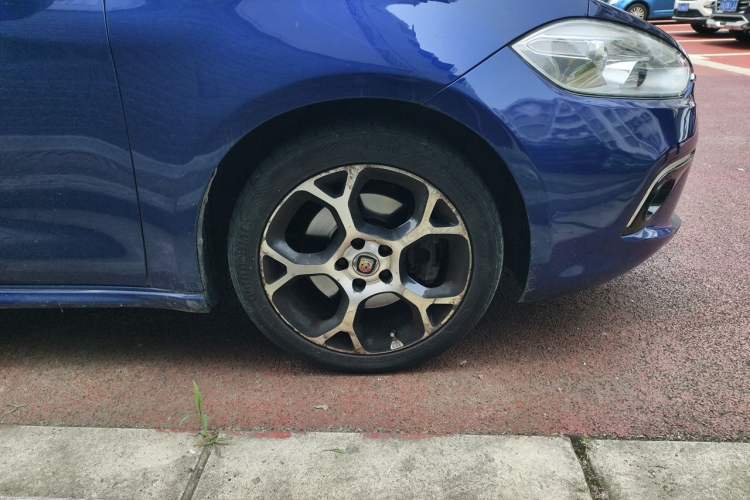 Used Fiat Ottimo 2014 1.4T Automatic Sport Edition Right Front Wheel Hub
