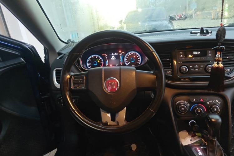 Used Fiat Ottimo 2014 1.4T Automatic Comfort Edition Steering Wheel