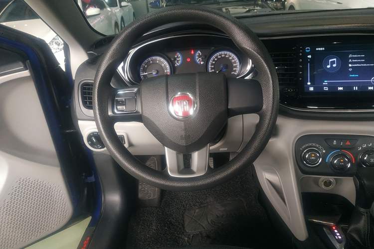 Used Fiat Ottimo 2014 1.4T Automatic Fashion Edition Steering Wheel