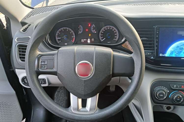 Used Fiat Ottimo 2014 1.4T Automatic Fashion Edition Steering Wheel
