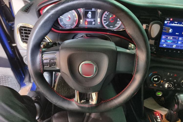 Used Fiat Ottimo 2014 1.4T Automatic Luxury Sport Edition Steering Wheel