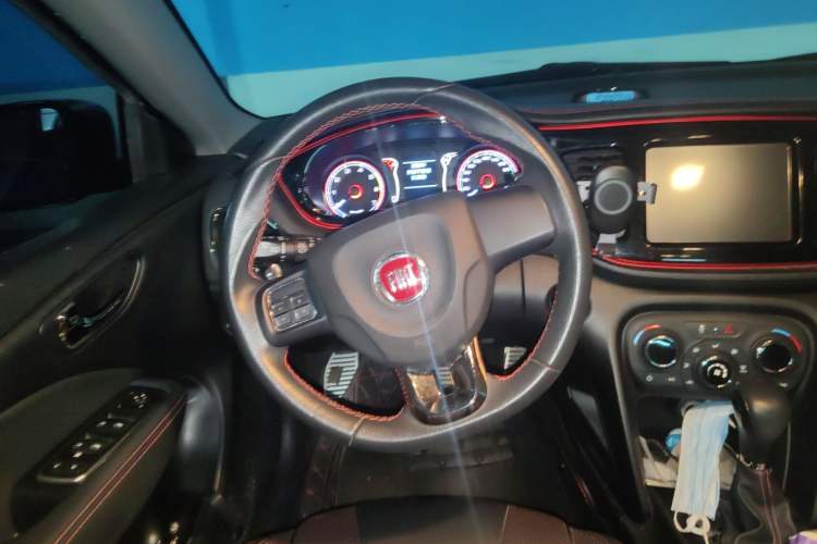Used Fiat Ottimo 2014 1.4T Automatic Sport Edition Steering Wheel