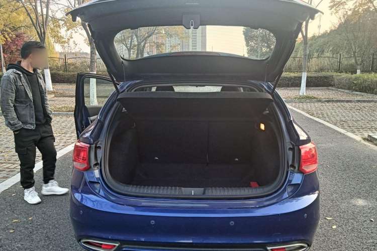 Used Fiat Ottimo 2014 1.4T Automatic Fashion Edition Trunk