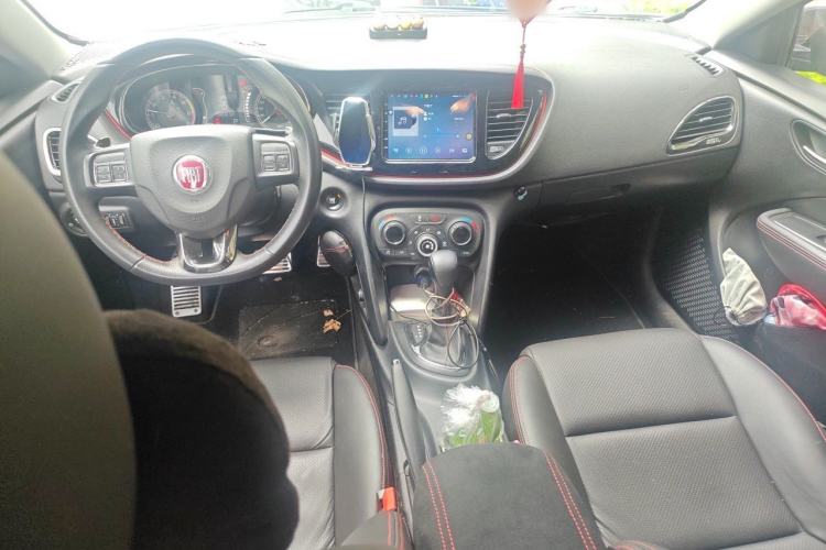 Used Fiat Ottimo 2014 1.4T Automatic Luxury Sport Edition Center Console