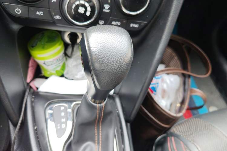 Used Fiat Ottimo 2014 1.4T Automatic Sport Edition Gear Lever