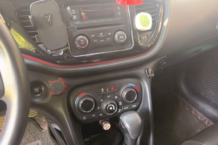 Used Fiat Ottimo 2014 1.4T Automatic Sport Edition Audio And AC Panel