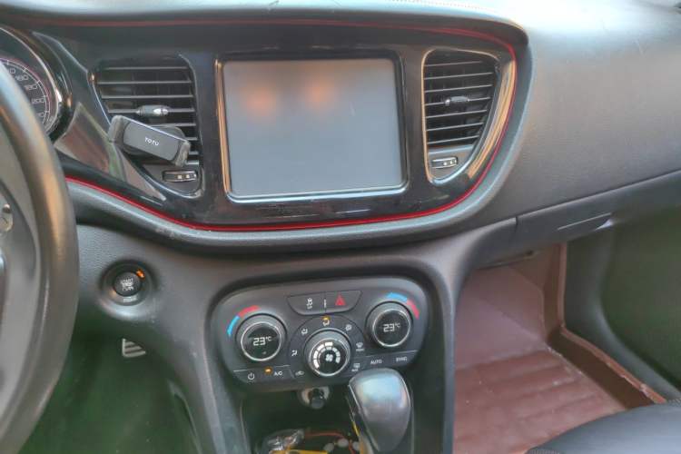 Used Fiat Ottimo 2014 1.4T Automatic Sport Edition Audio And AC Panel