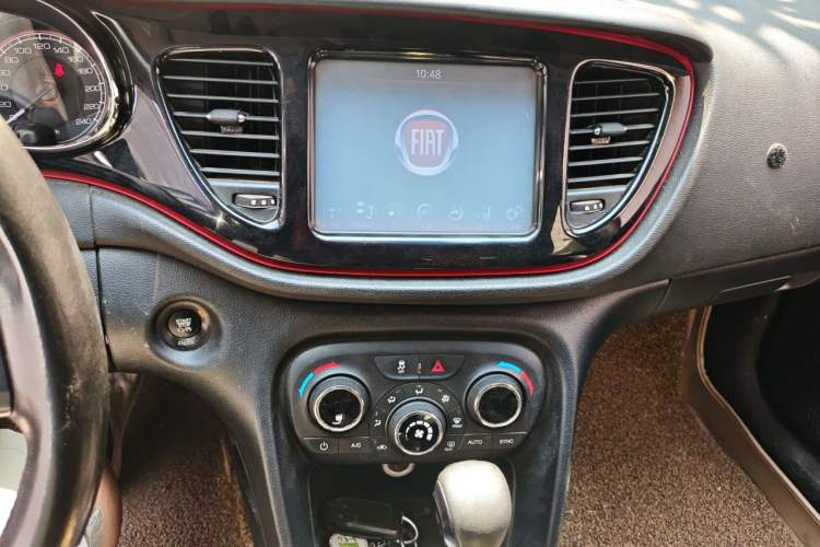 Used Fiat Ottimo 2014 1.4T Automatic Sport Edition Audio And AC Panel