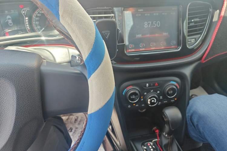 Used Fiat Ottimo 2014 1.4T Automatic Sport Edition Audio And AC Panel