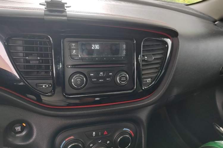 Used Fiat Ottimo 2014 1.4T Automatic Sport Edition Audio And AC Panel