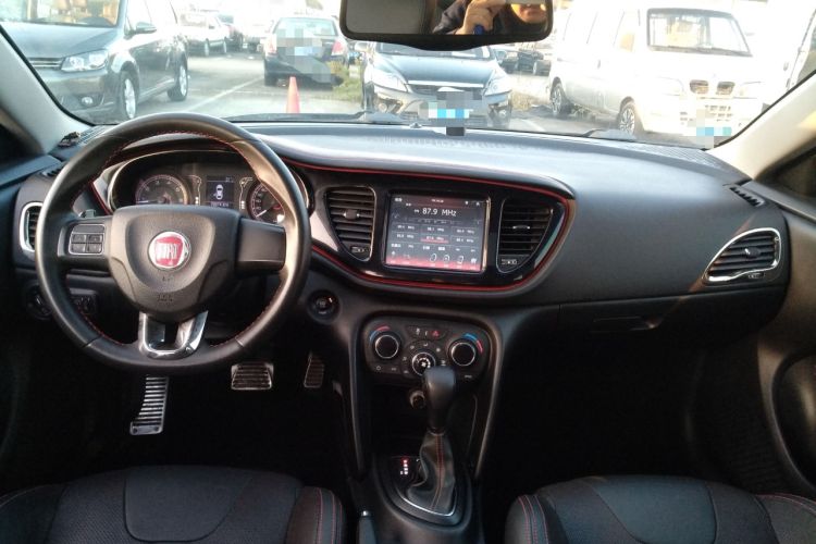 Used Fiat Ottimo 2014 1.4T Automatic Sport Edition Center Console