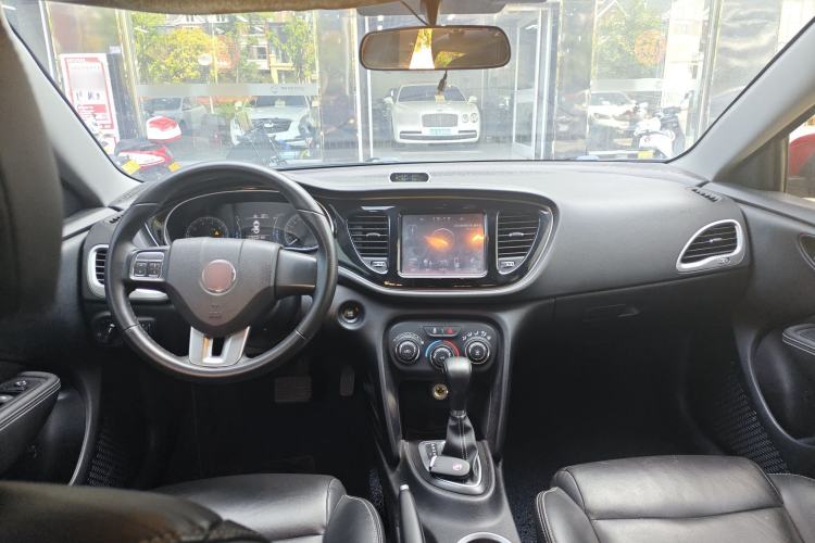 Used Fiat Ottimo 2014 1.4T Automatic Comfort Edition Center Console