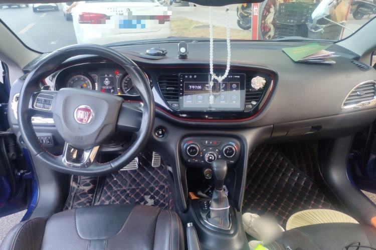 Used Fiat Ottimo 2014 1.4T Automatic Sport Edition Center Console