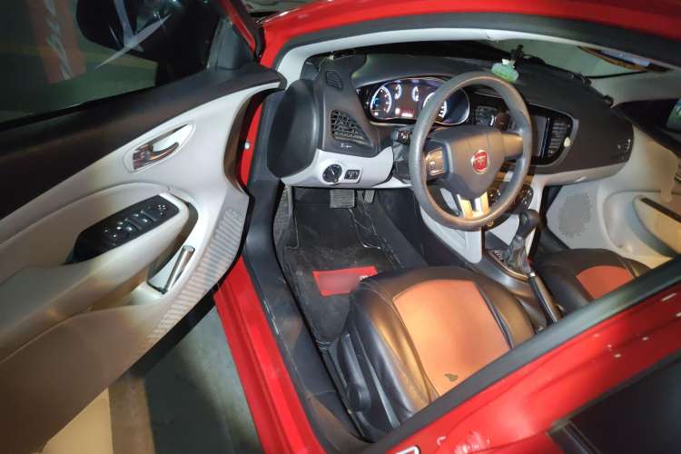 Used Fiat Ottimo 2014 1.4T Automatic Fashion Edition Driver Seat
